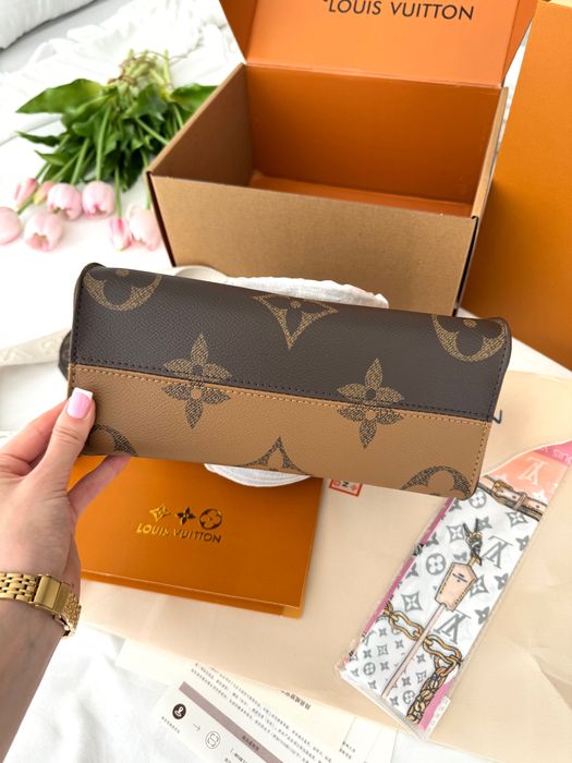 Сумка Louis Vuitton Onthego PM Brown