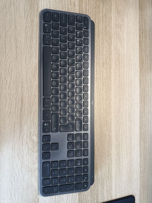 Logitech MX Keys – Layout PT | Wireless