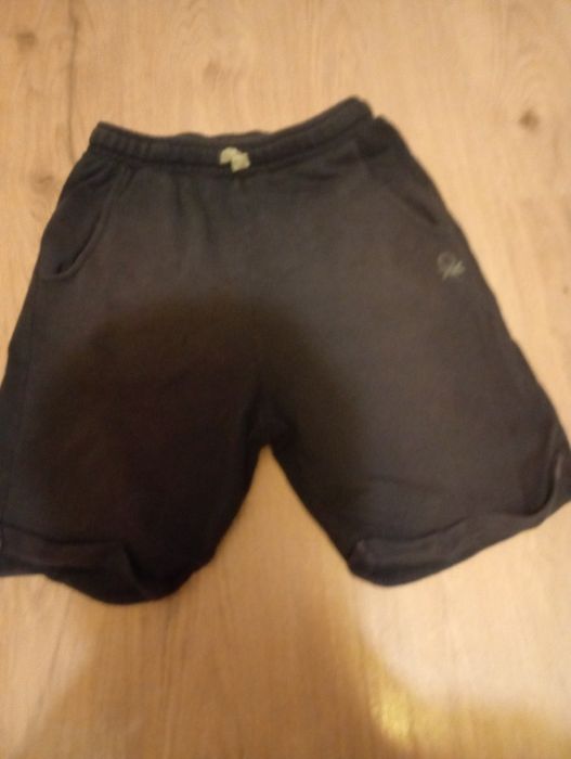 Calções da Benneton