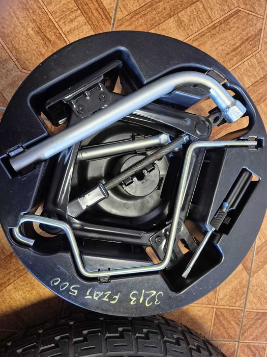 Fiat 500 Kit roda suplente e pneu de reserva completo