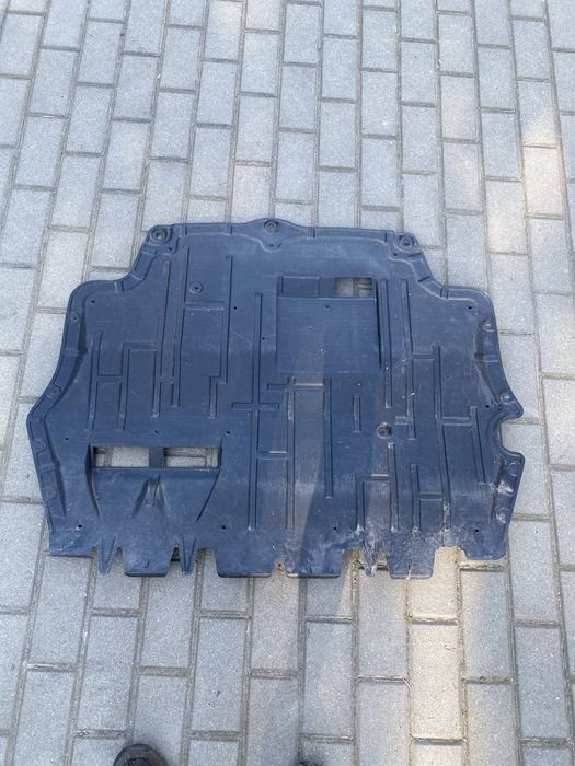 Osłona płyta pod silnik volkswagen passat b6 3C0825237G
