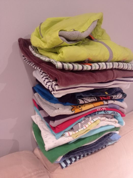 Paka ubrań chłopięcych 22sztuki+gratis