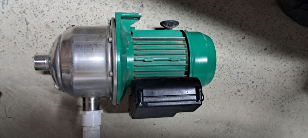 WILO Насос многоступенчатый MHI 202-1/E/1 -230-50-2