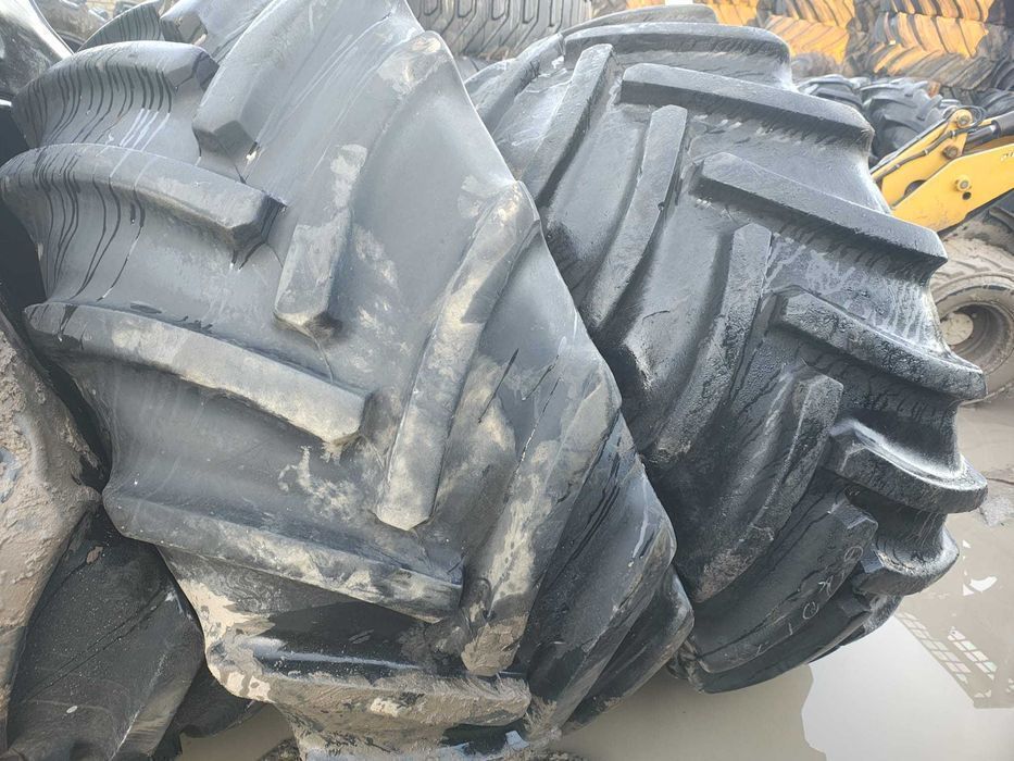 Komplet opon 620/70R30 Mitas SFT