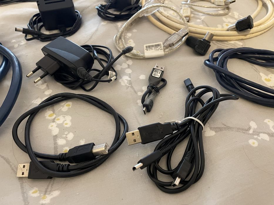 Cabos e carregadores