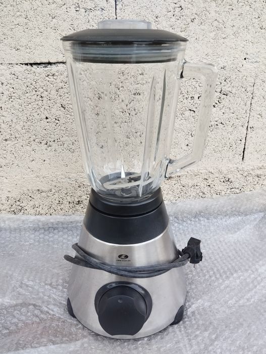 Copo liquificador/ liquficadora da Lacor em bom estado