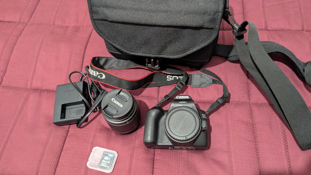 Máquina Fotográfica Canon 250d