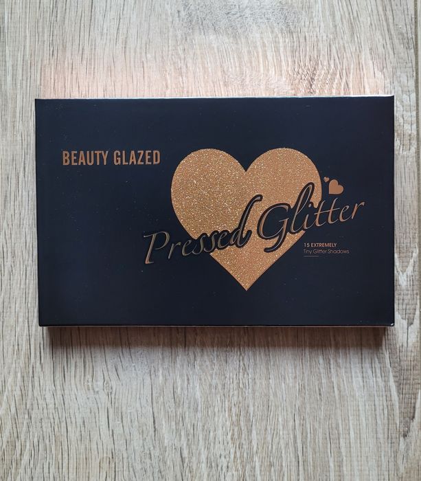 Paleta cieni Beauty Glazed Pressed Glitter - NOWA
