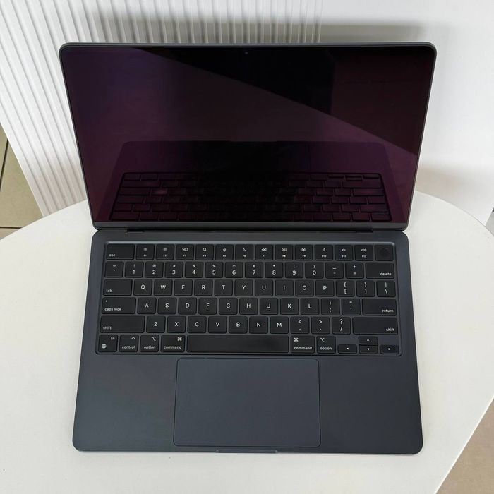 Ноутбук Apple MacBook Air 13,6" M2 8C GPU/8GB/512GB Midnight 2022 (MLY43) Used Вживаний Б/У