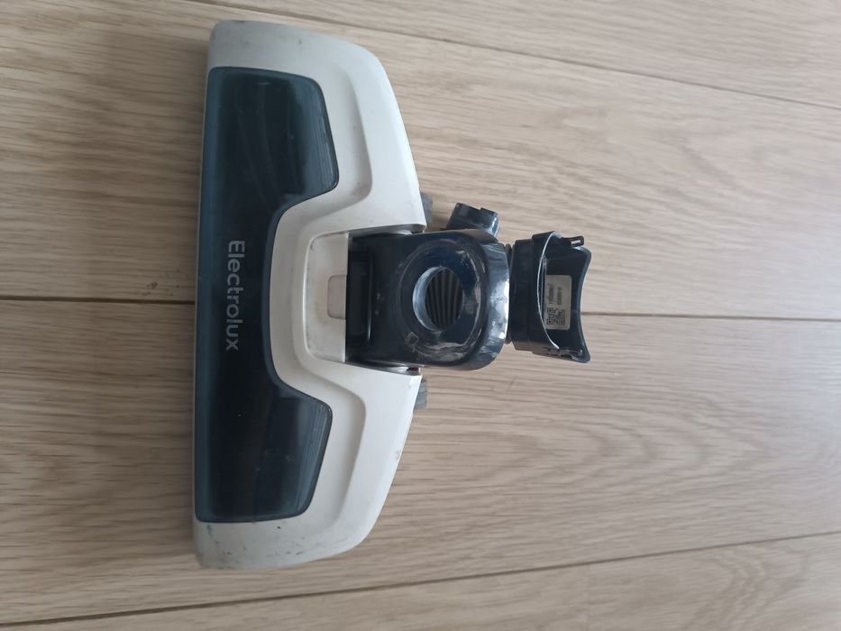 // Odkurzacz pionowy Electrolux ErgoRapido Lithium - turboszczotka