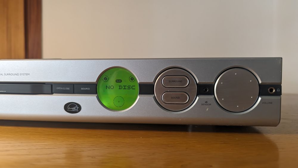 Leitor de CD e Sacd Super Audio CD Philips Lx7100sa Match Line