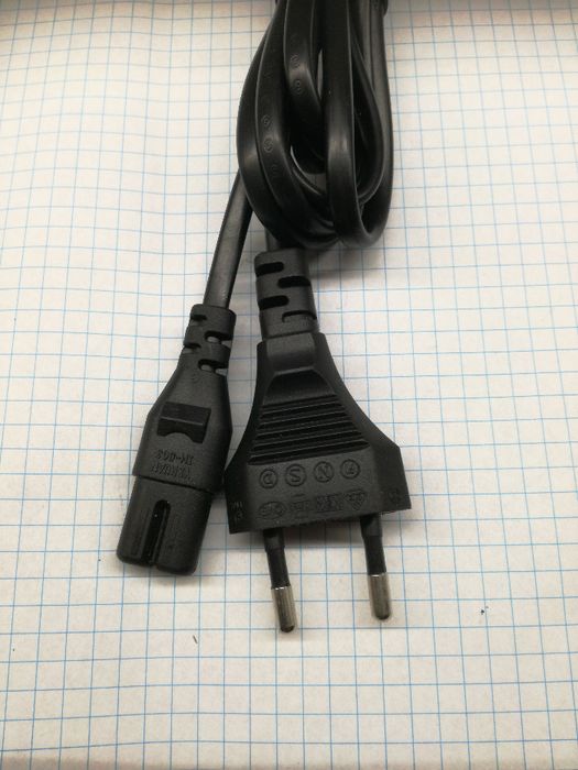 Kabel zasilający profesjonalny do radia/magnet./laptopa/boomboxa itp