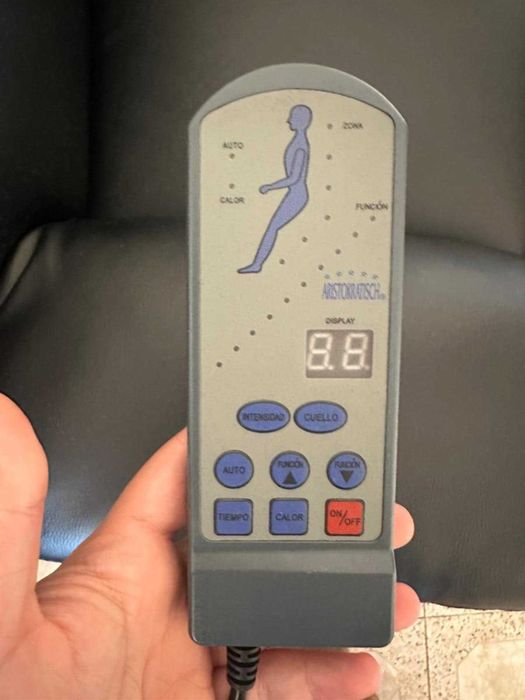 Cadeirão Reclinável, Aquecido e Massaja dor