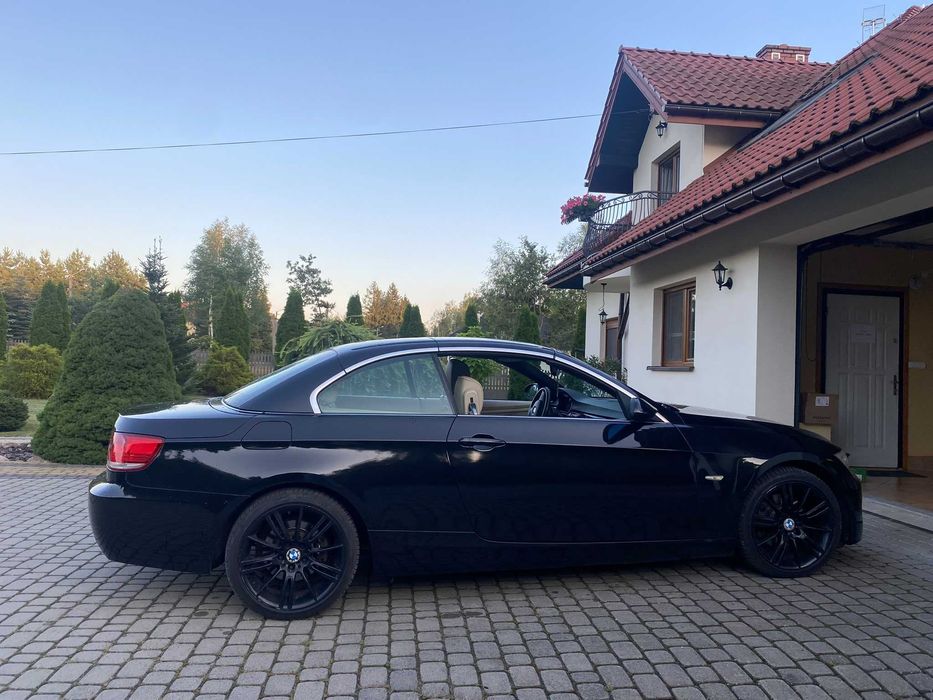 BMW E93 320d 177km