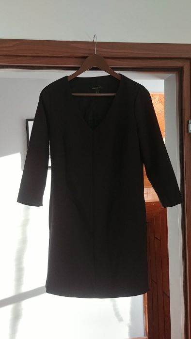 Sukienka czarna Mango M
