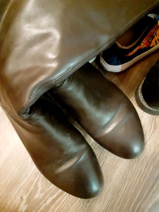 Высокие сапожки 39 размера  25.5 см стелька.