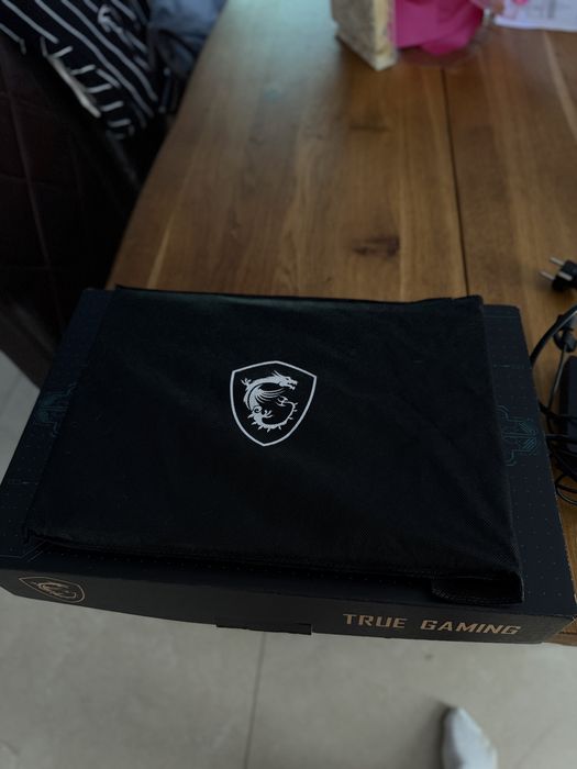 MSI Cyborg 15 i7 12 gen RTX 4050 32GB RAM 1TB SSD laptop gamingowy