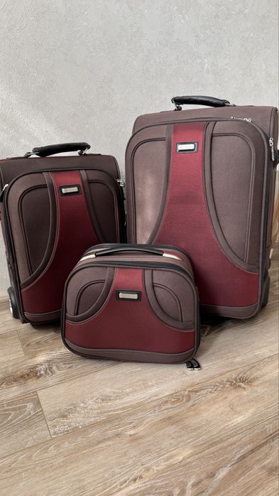 Дорожні валізи Decent (Франція)