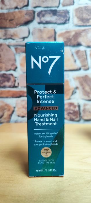 No7 Beautiful Skin Nourishing Hand & Nail Cream