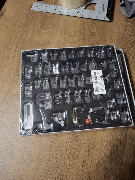 Набір лапок для побутових швейних машин 11, 48 та 52шт Janome, Brother