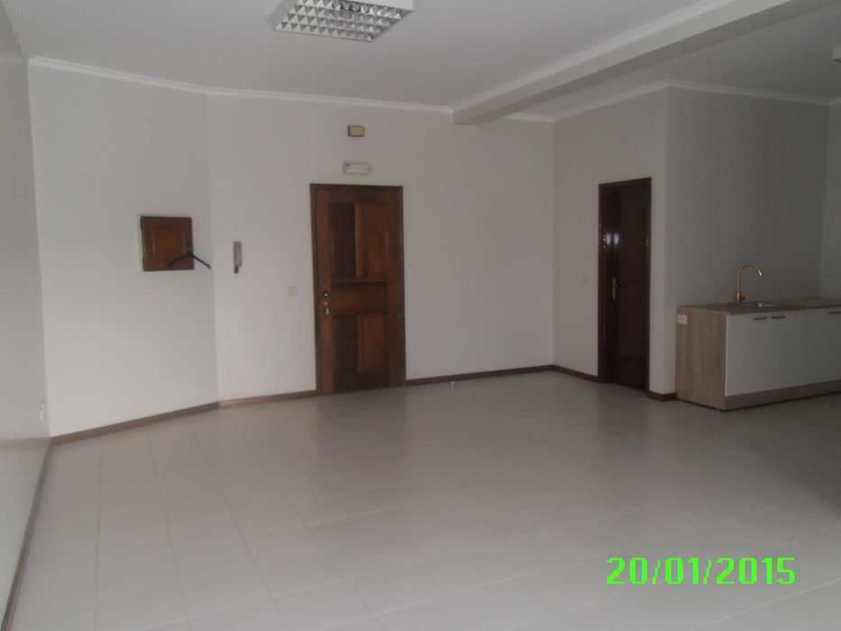 T1 no centro de esmoriz perto de bp