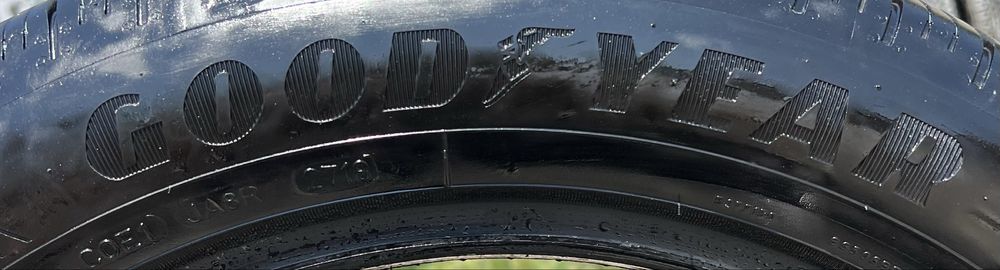 Шины 205/55R17 GOODYEAR