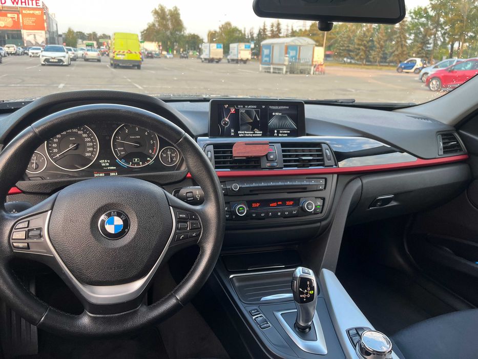 BMW Seria 3 F31 320d Efficient Dynamics