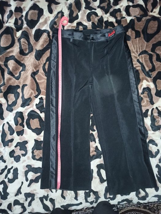 Продається боді ,жилетка та штани для  танців