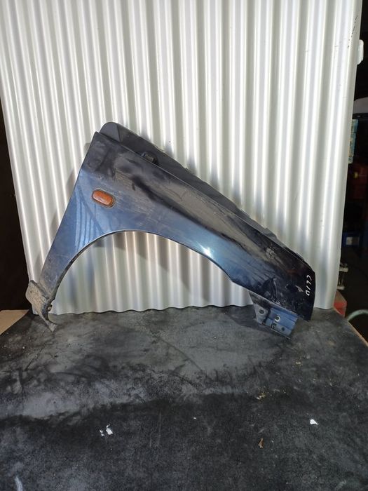 Guarda Lamas Renault Clio I DIREITO  Azul Escuro Williams 16V