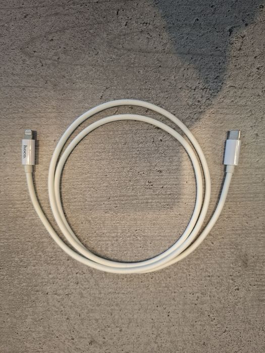Продам комплект аксесуарів для iPhone (опис)