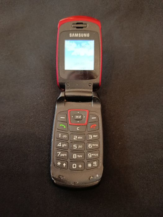 Samsung SGH-C270 - Telemóvel Vintage