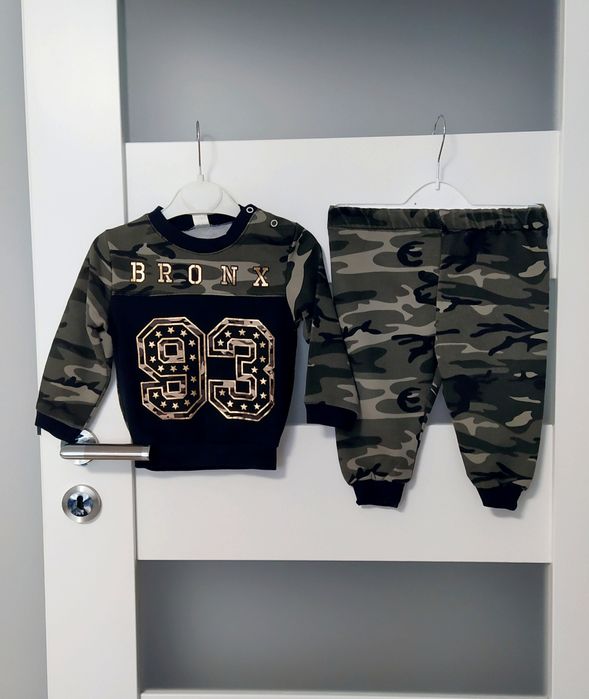 Komplet dresowy dla chłopca, moro, spodnie+bluza, dresik, r. 80