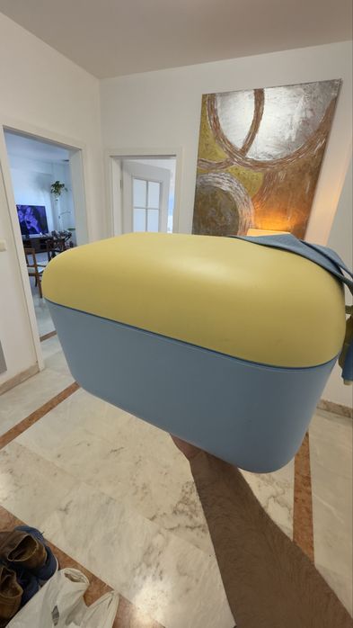 Caixa termica otimo estado