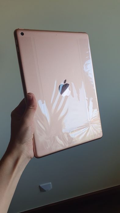 iPad 8 Wi-Fi 32 GB Rose Gold