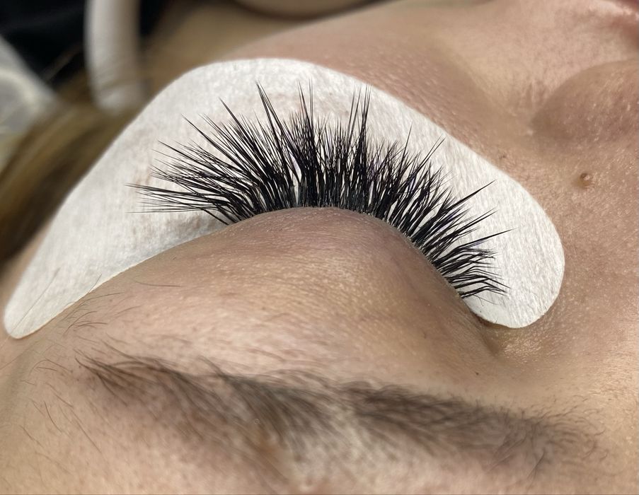 Манікюр/Педикюр/Нарощення вій