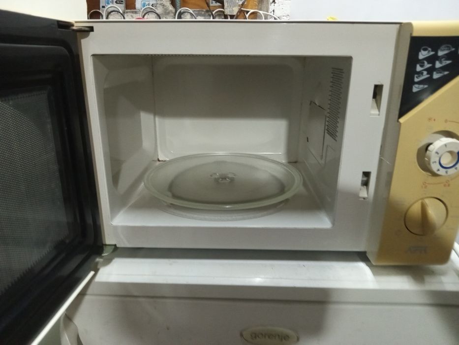 Продам мікроволновку