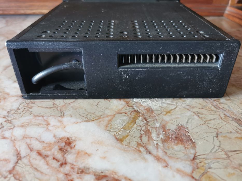 Rádios Auto (18 cm Largura)