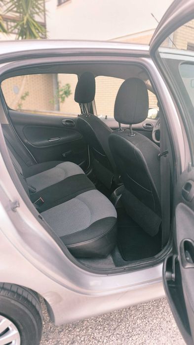 Peugeot 206 1.2 Color Line