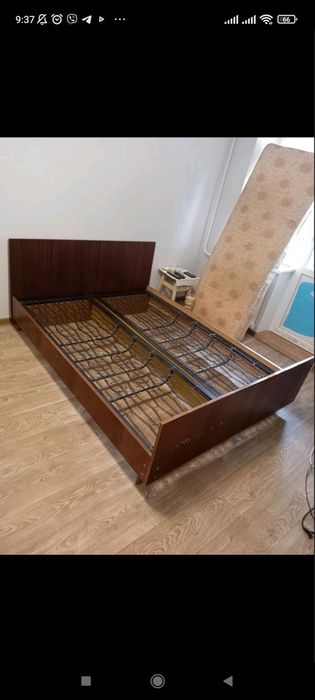 Кровать і 2 матраси