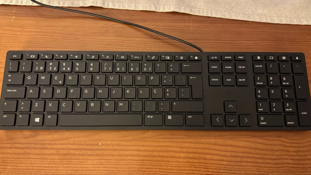 Desktop HP EliteDesk 800 G3 SFF i5 - 16GB Ram - SSD 240GB