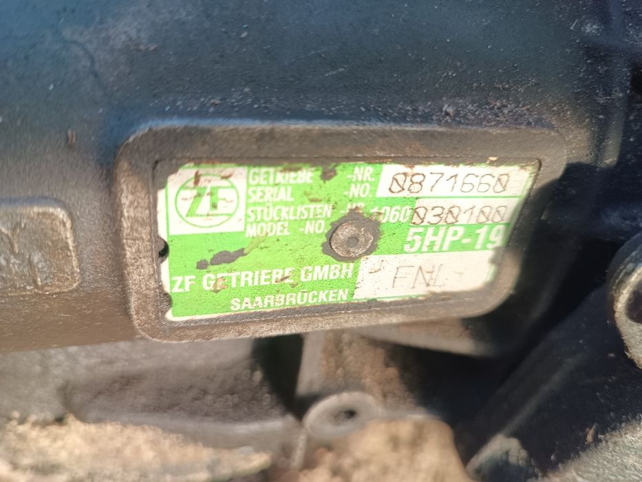 Двері пасат б5.Акпп пасат б5.