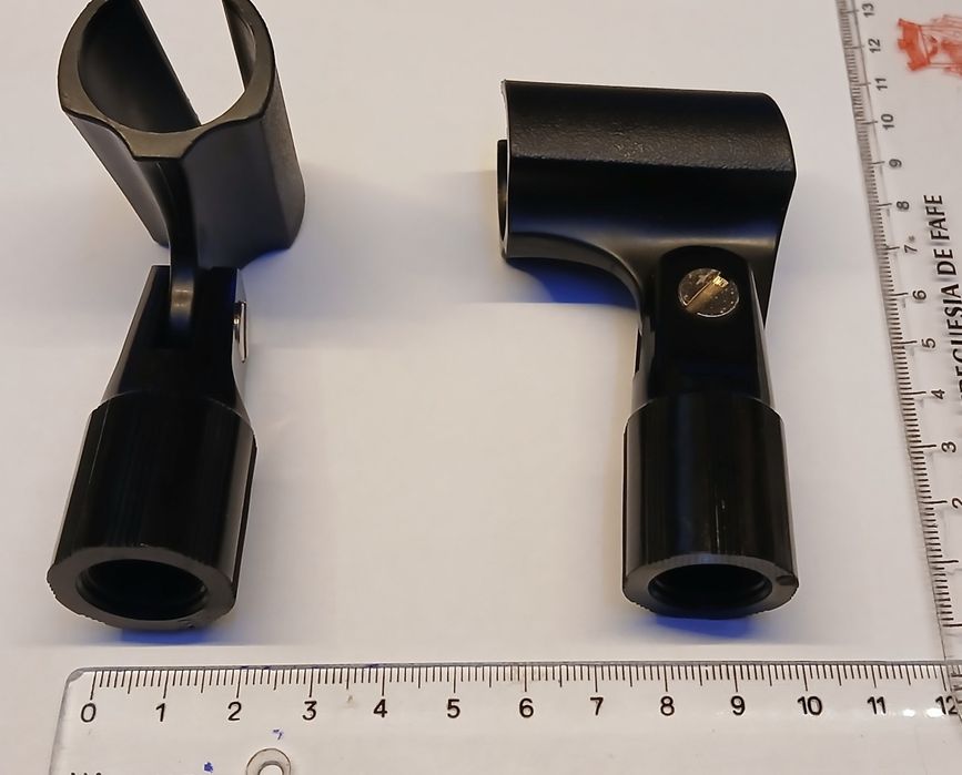 Suportes para flash e microfone