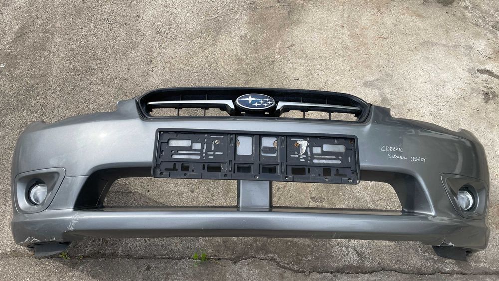 Subaru Legacy IV zderzak przedni