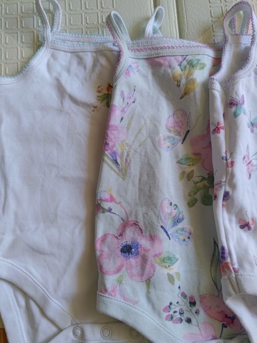 Маєчки для дівчинки від Next