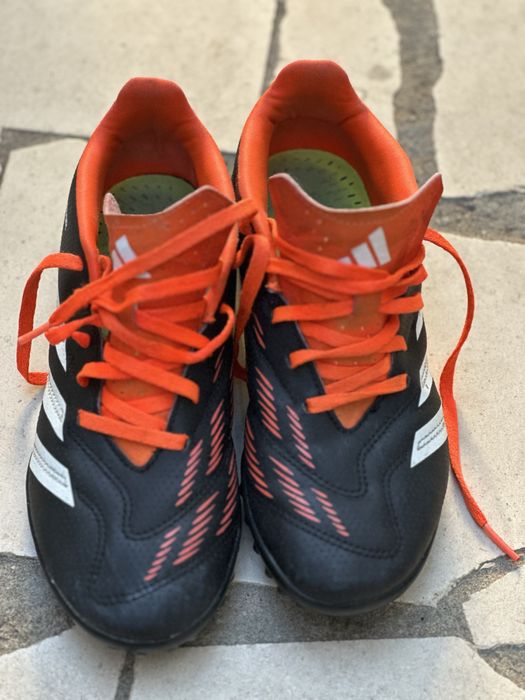 Chuteiras Adidas predator ‘36