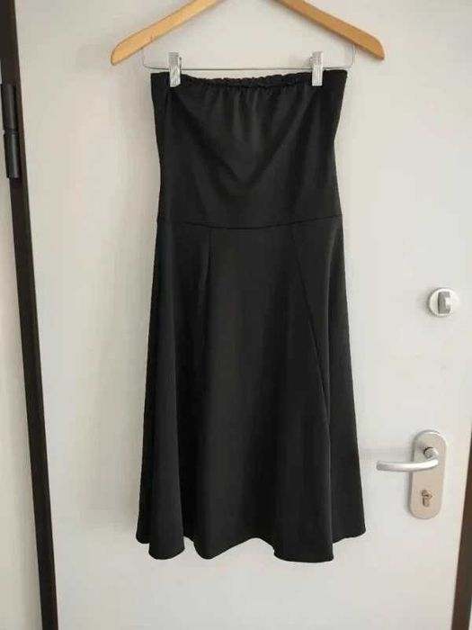 Vestido Preto Cai-Cai – Corte Midi/Evasê (Tam. S)