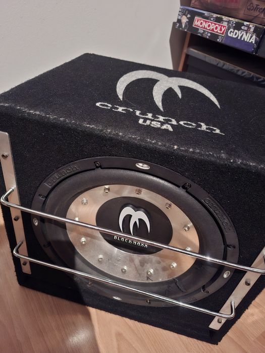 Subwoofer Crunch Blackmaxx + wzmacniacz vanquish V300.4 1200W