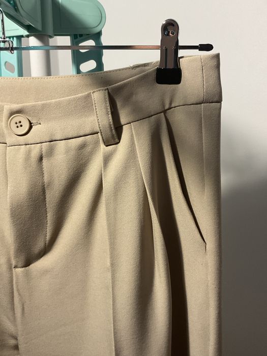 Calça formal mulher Dazy creme - usada 1 vez