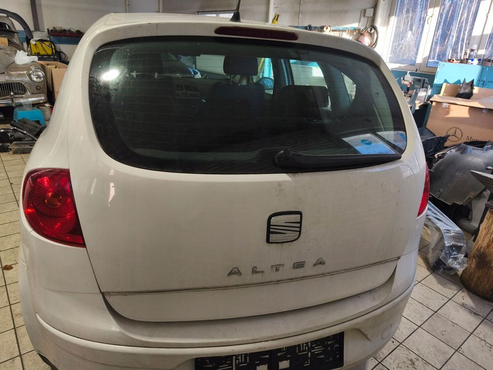 alt