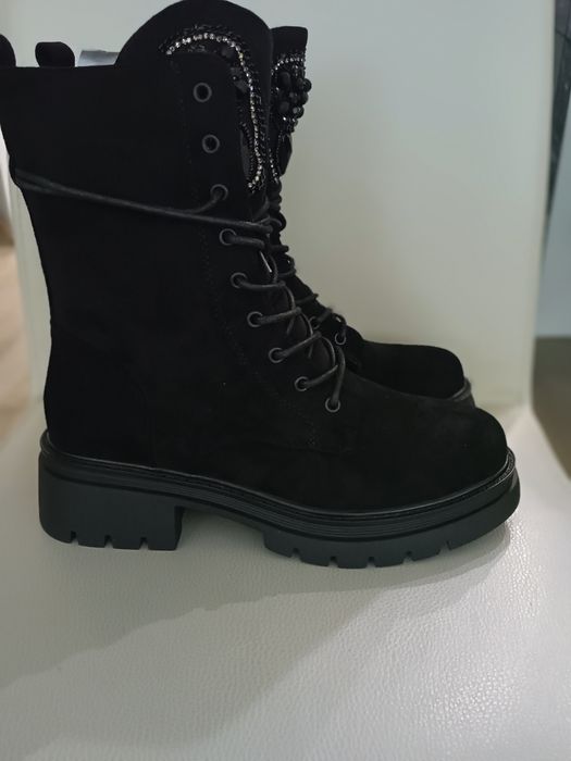 Piękne workery rozm 39 nowe